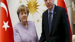 Merkel, Erdoğan ile Almanya'daki Türklere ilişkin diyaloğunu anlattı