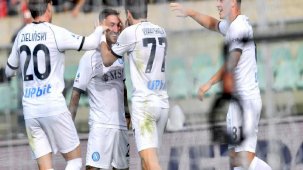Napoli, Hellas Verona'yı deplasmanda yendi