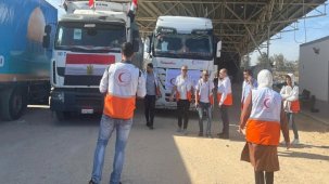 Refah Sınır Kapısı'ndan 5. yardım konvoyu geçti