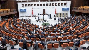 Saadet Partisi'nin TBMM'deki yer sorunu, Bahçeli'nin devreye girmesiyle çözüldü