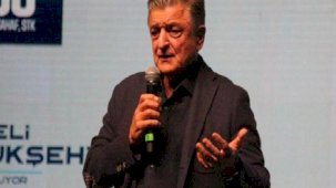 Yılmaz Vural'dan yabancı teknik direktör açıklaması: Bu konu içimizi acıtıyor