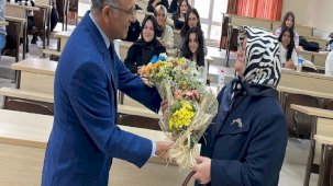 Yozgat'ta 59 yaşında üniversitede ilk gün heyecanı