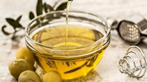 Zeytinyağı ihracatı rekoru 1 milyar dolara yaklaştı