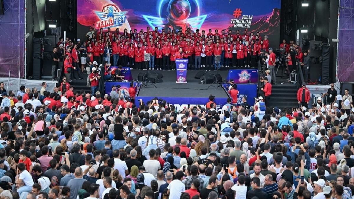 TEKNOFEST İzmir sona erdi: Hafta sonu ziyaretçi akını yaşandı