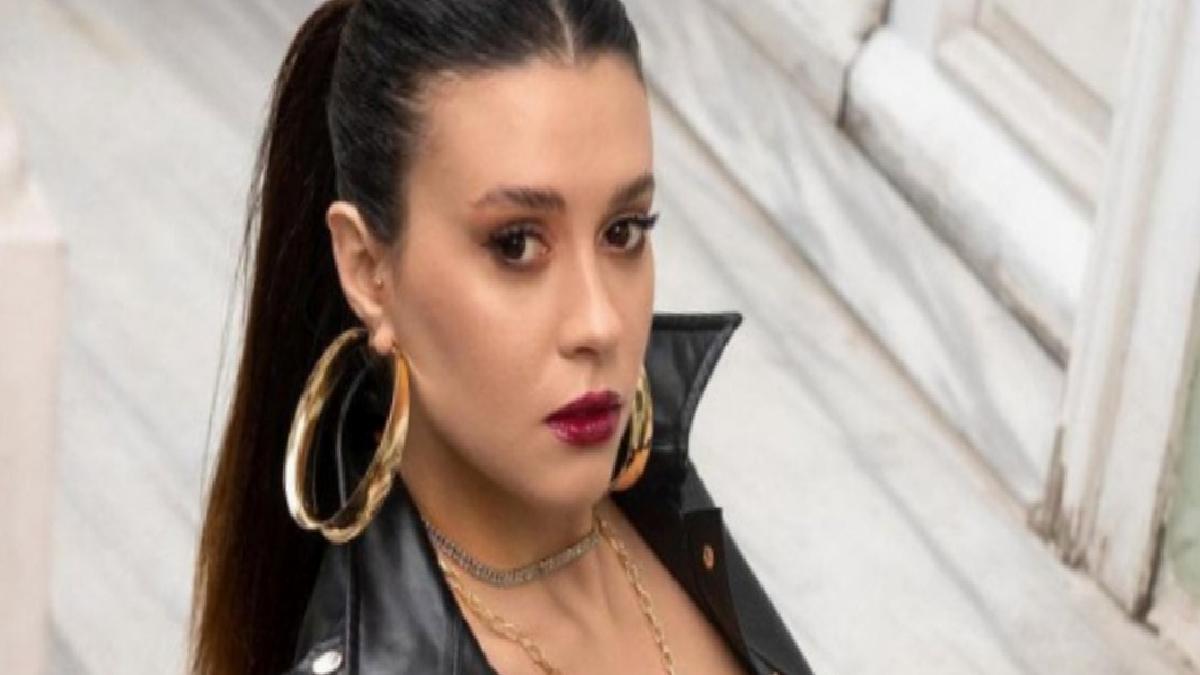 Ünlü oyuncu Buçe Buse Kahraman'ın yüzündeki dikkat çeken değişim