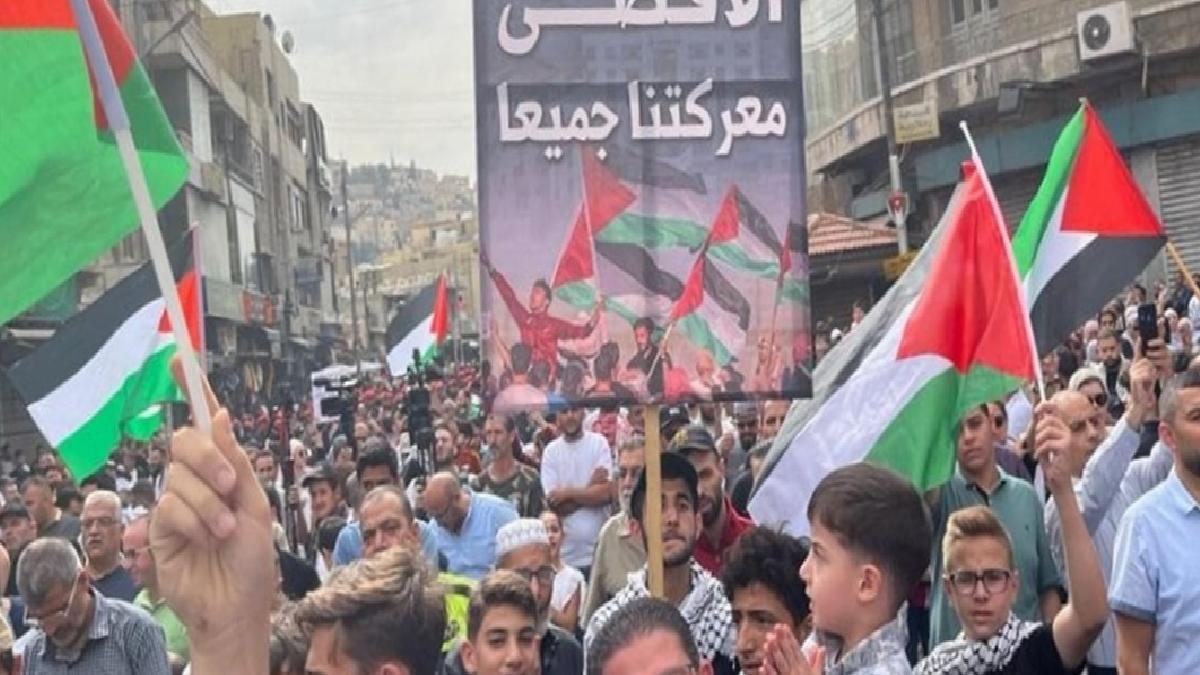 Ürdünlüler, Gazze'ye destek gösterisi düzenledi