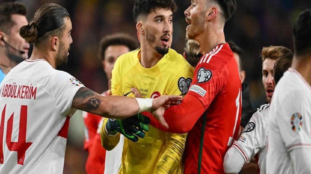 Altay Bayındır, İngiliz basınında gündem: Öve öve bitiremediler