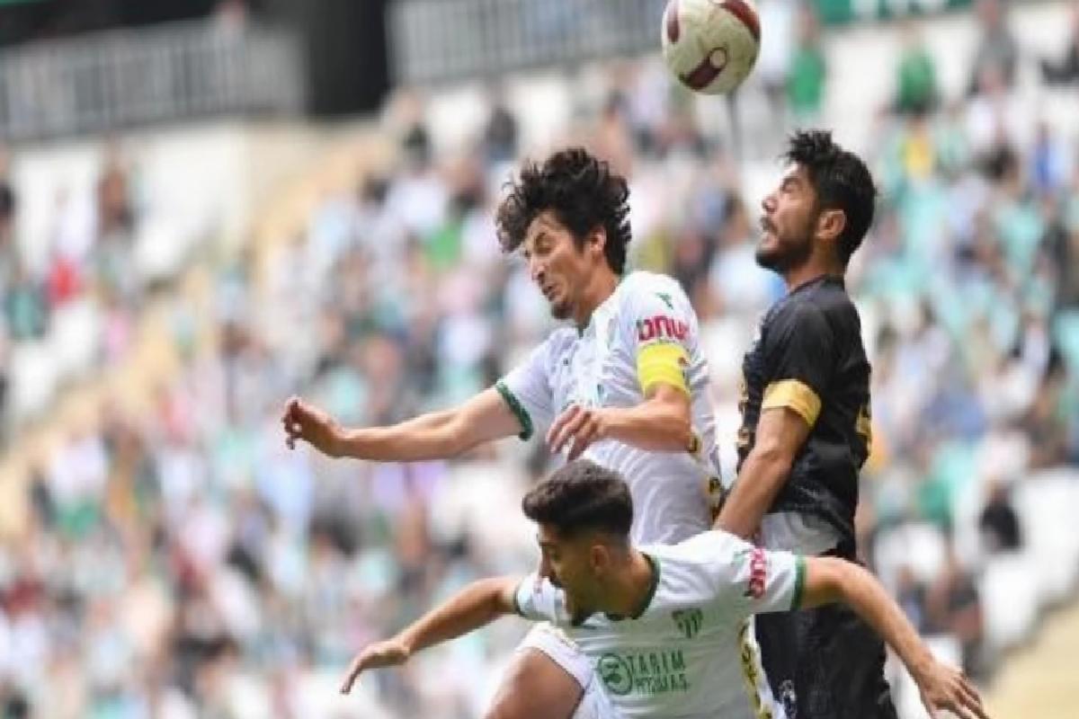 Bursaspor, Kırşehir FSK'ya 3-1 mağlup oldu