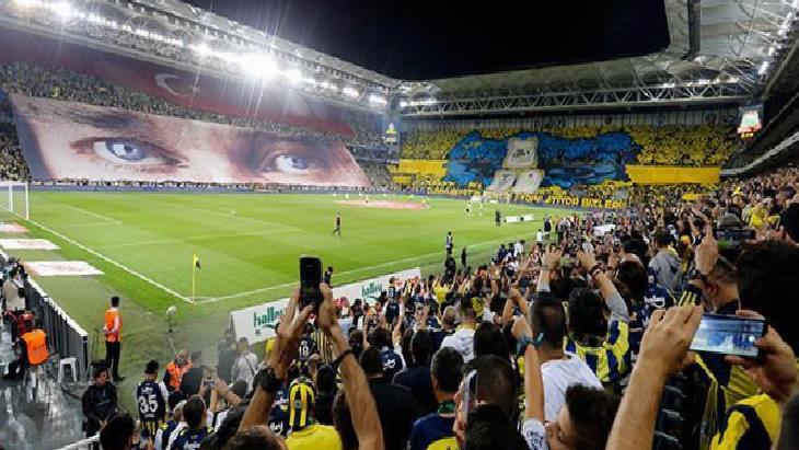 Fenerbahçe'den Cumhuriyet Bayramı koreografisi!