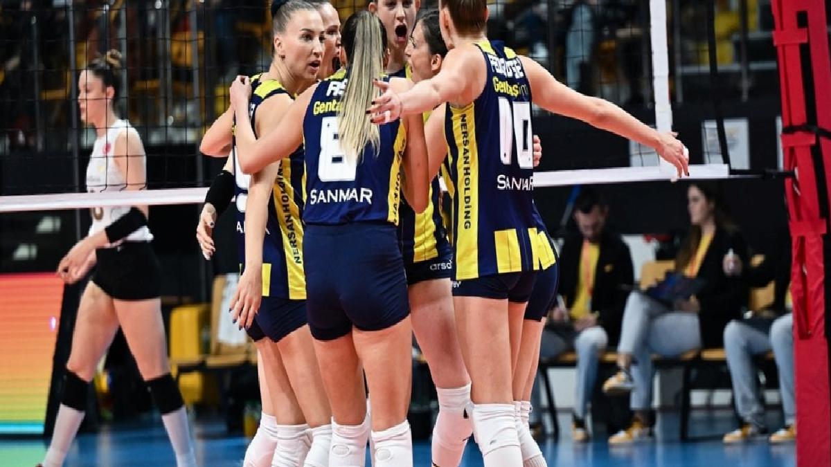 Filede Fenerbahçe, Vakıfbank'ı yendi