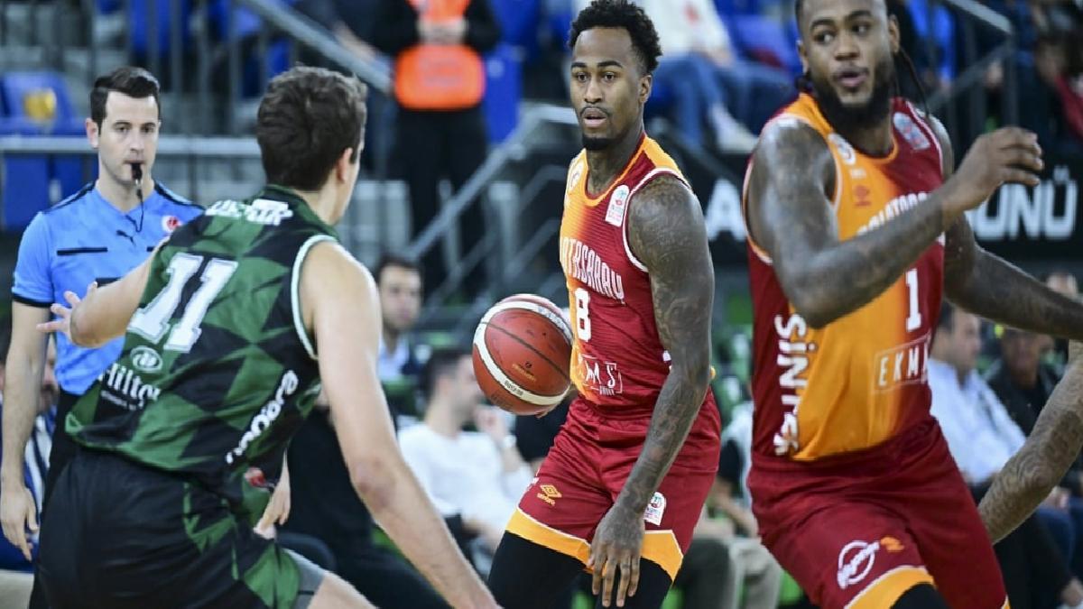 Galatasaray, Darüşşafaka'ya mağlup oldu