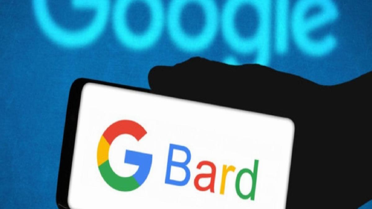 Google'ın ChatGPT rakibi sohbet botu Bard, YouTube videolarını özetleyecek