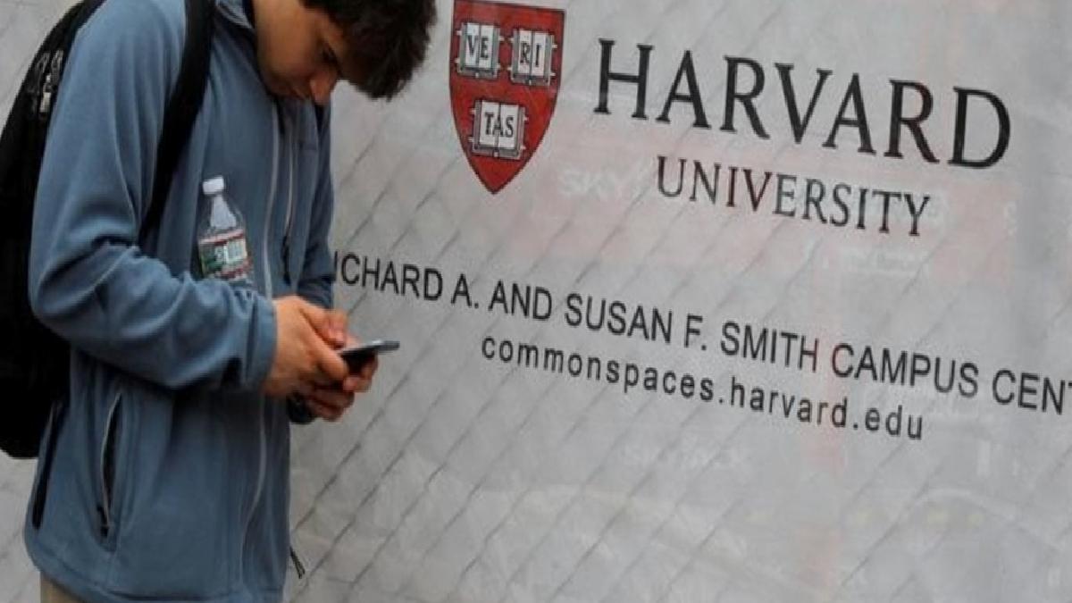 Harvard dergisi, Gazze soykırımından İsrail'i sorumlu tutan makaleyi sansürledi