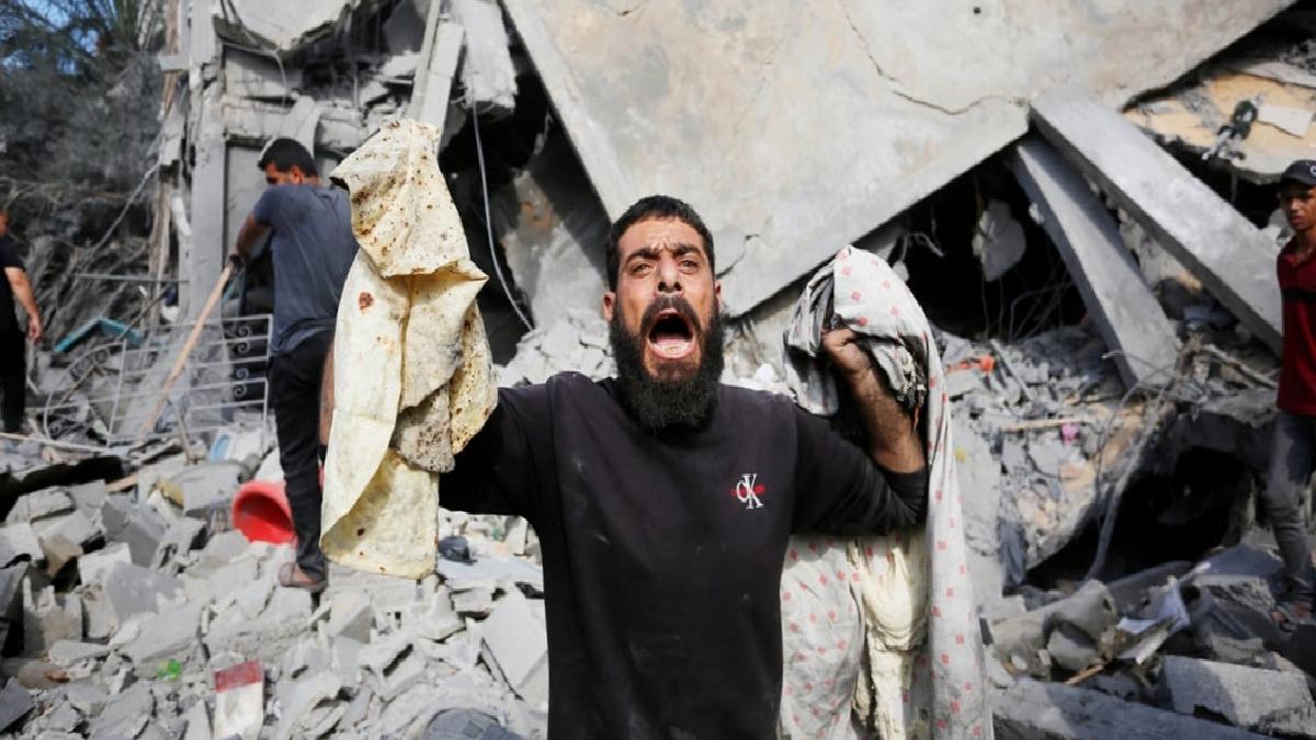İsrail'in bombardımanları Gazze'deki bilançoyu giderek ağırlaştırıyor
