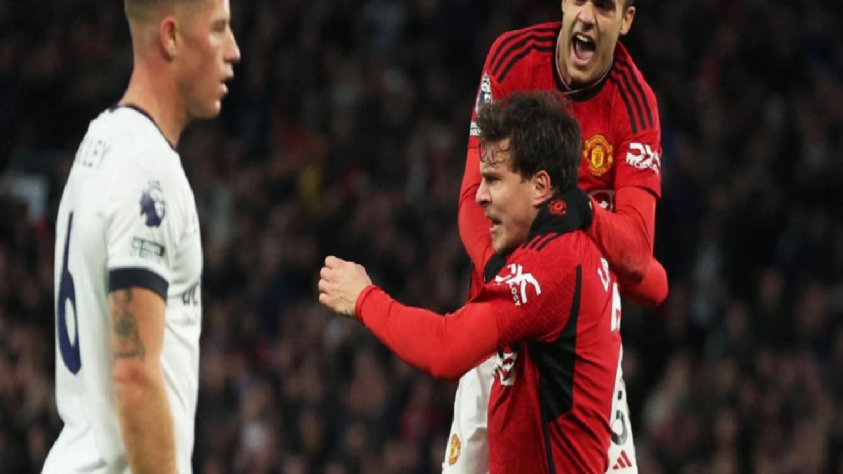Manchester United, Luton Town'ı zor da olsa yendi