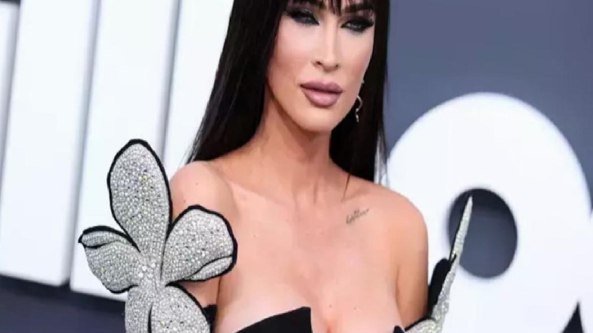 Megan Fox, düşük yaptığı anları yazdığı şiir kitabında anlattı: