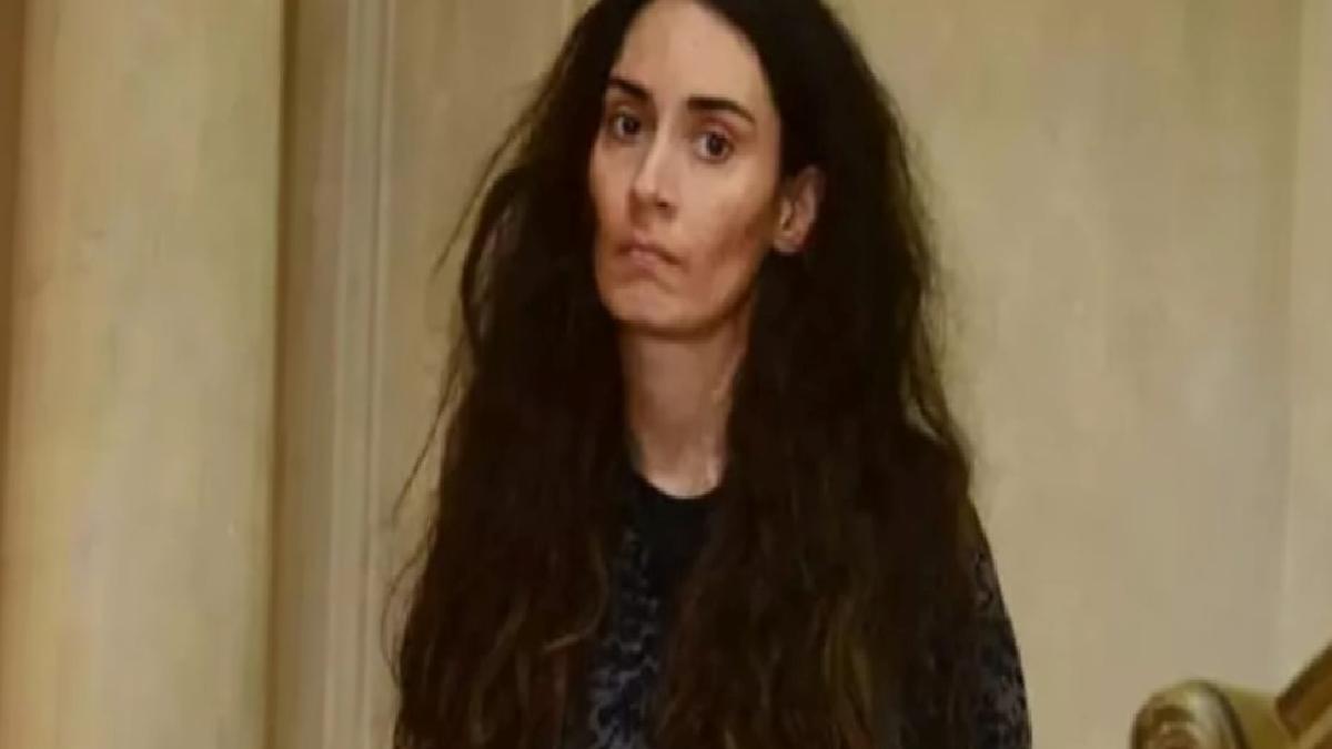 Melisa Sözen'in yeni imajı şaşırttı: Saçlarını kısacık kestirdi