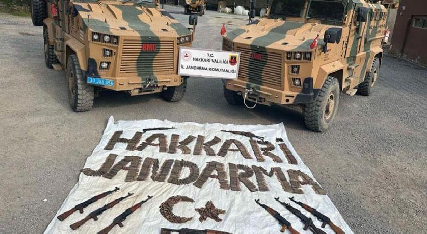 PKK'ya ağır darbe! Teröristlere ait silah ve mühimmat ele geçirildi