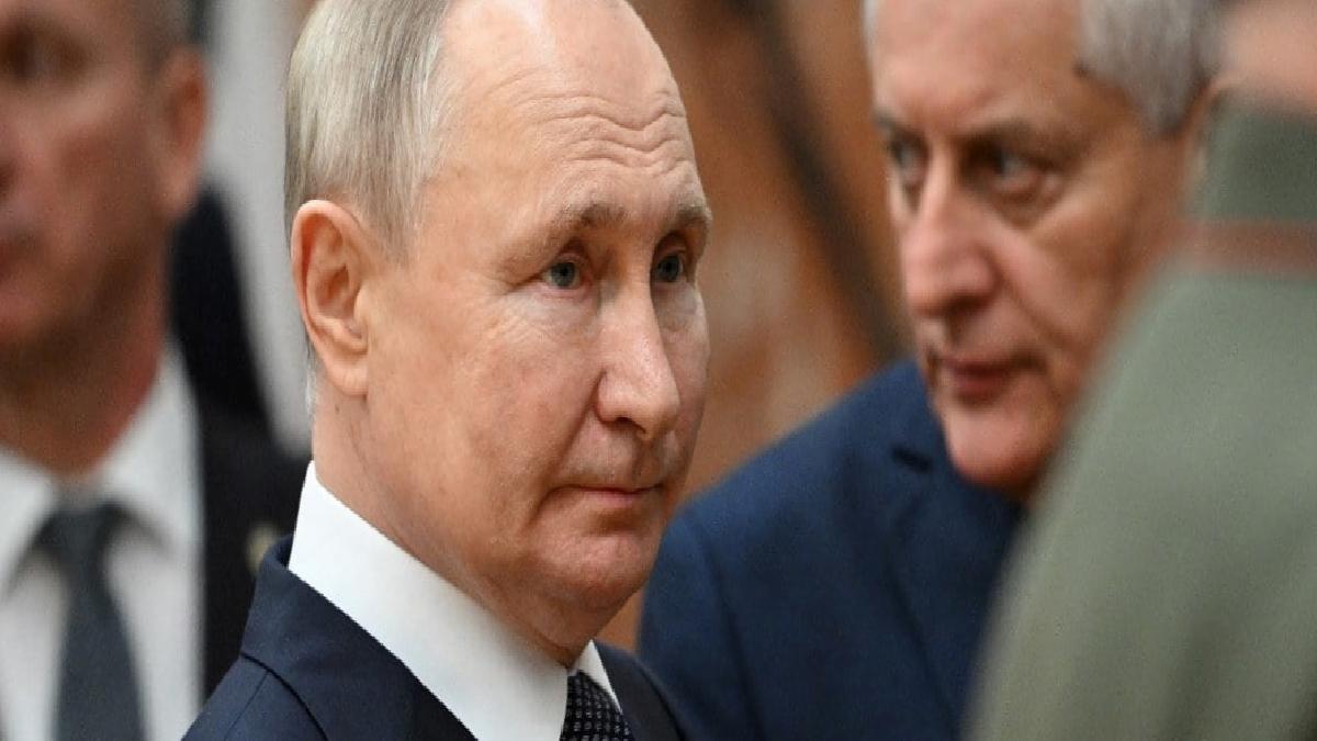 Rusya Devlet Başkanı Putin: Batı, Orta Doğu ve Ukrayna'daki gerilimi artırıyor