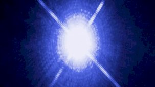 1 milyar ışık yılı uzaklıkta: Tazmanya Canavarı mavi ışık yayıyor