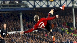 Alejandro Garnacho'dan Everton ağlarına harika röveşata golü