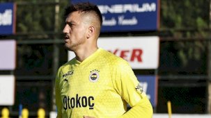 Ali Koç bin pişman! Wilfried Zaha, Cengiz Ünder'i solladı