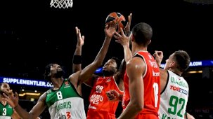 Anadolu Efes uzatmada Zalgiris Kaunas'ı devirdi