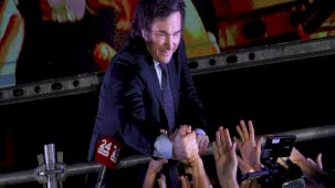 Arjantin'de aşırı sağcı Javier Milei seçimi kazandı