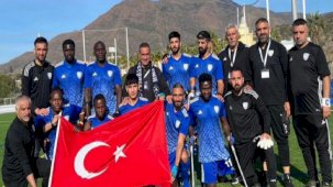 Avrupa Ampute Futbol Şampiyonlar Ligi kupasını Şahinbey Belediyespor kazandı