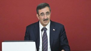 Cevdet Yılmaz: Savunma sanayinde yüzlerce projemiz devam ediyor