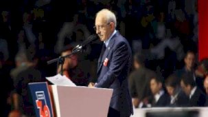 CHP'de kurultay günü! Kılıçdaroğlu'ndan sert mesajlar: Sırtımdaki hançerlerle seçime girdim