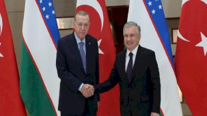 Cumhurbaşkanı Erdoğan, Özbekistan Cumhurbaşkanı Mirziyoyev ile görüştü