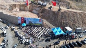 Deprem bölgesinde son durum! 400 sosyal konutun temeli atıldı