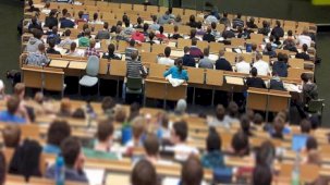 Depremzede üniversite öğrencileri için yeni düzenleme