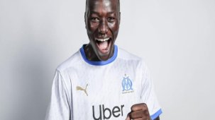 Fenerbahçe'de 6 numaraya yeni aday: Pape Gueye