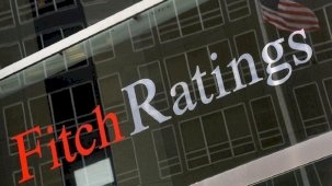 Fitch Ratings, petrol fiyat öngörülerini artırdı! 2024'te 120 dolar uyarısı