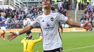 Genç oyuncu Can Uzun, Almanya'da beğeni topluyor