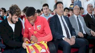 Kartal Kayra Yılmaz ve Julian Jeanvier öğrencilerle buluştu!