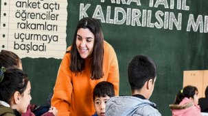 MEB'den öğretmen, öğrenci ve velilere anket: 'Ara tatil kaldırılsın mı, devam etsin mi'