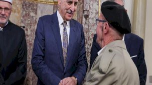 Meclis Başkanı Kurtulmuş cuma namazını Bosna Hersek’te kıldı