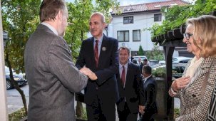 Meclis Başkanı Kurtulmuş, SDA Genel Başkanı ile bir araya geldi