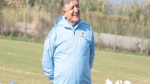 Menemen FK ile anlaşan Yılmaz Vural'ın sözleşmesindeki özel madde