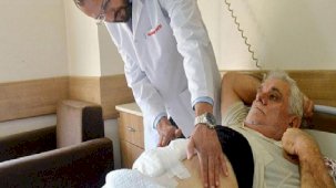 Mide bulantısı şikayetiyle gitti, 100 binde 3 oranda görülen hastalığa yakalandığını öğrendi