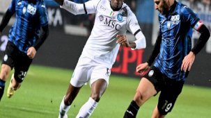 Napoli, Atalanta'yı deplasmanda yendi