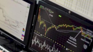 OECD bölgesinin ekonomisi üçüncü çeyrekte yüzde 0,5 büyüdü