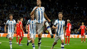 Real Sociedad, Benfica'yı üç golle geçti