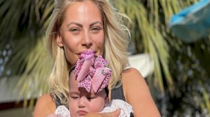 Seray Sever kasım ayında denize girdi