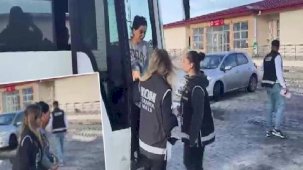 Son dakika... Dilan Polat ağlayarak cezaevine girdi