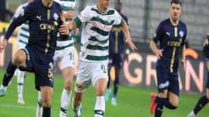 Süper Lig'de sürpriz! Ünlü teknik adamla yollar ayrıldı