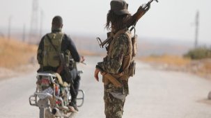 Suriye'de Arap aşiretleri ile PKK çatıştı